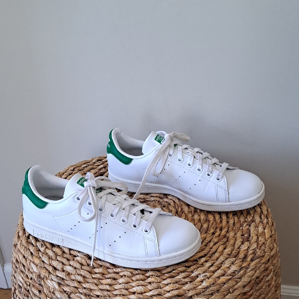 Adidas Womens Stan Smith Classic White Leather Athleisure/Preppy Sneakers 7.5/8‎